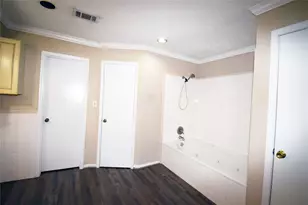 1806 Cedarwood Ct, Sugar Land, TX 77498 - Photo 36