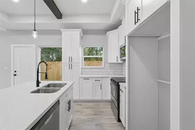 18434 Fannin Road, Willis, TX 77378 - Photo 6