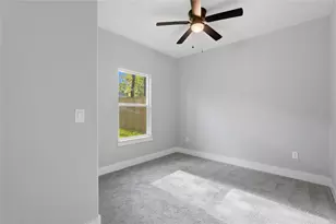 18434 Fannin Rd, Willis, TX 77378 - Photo 22