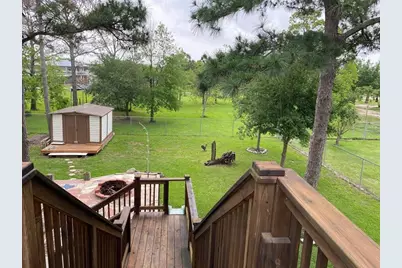 1025 14th Street, Dickinson, TX 77539 - Photo 2