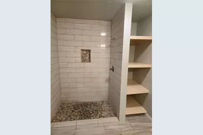 5203 Pensdale Street, Houston, TX 77033 - Photo 8