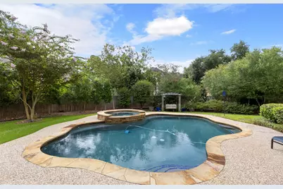 2 Snow Pond Place, The Woodlands, TX 77382 - Photo 2