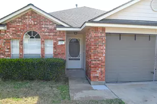 121 Golfview Dr, Conroe, TX 77356 - Photo 4
