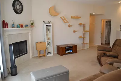 121 Golfview Drive, Conroe, TX 77356 - Photo 10