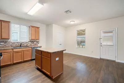 6727 Dayridge Lane, Houston, TX 77048 - Photo 18