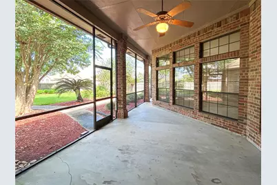 606 Walnut Street, Lake Jackson, TX 77566 - Photo 34