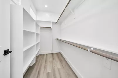 7723 Hammerly Boulevard #D, Houston, TX 77055 - Photo 32
