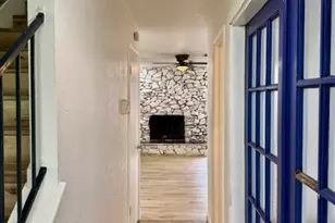 13527 Castilian Dr, Houston, TX 77015 - Photo 2