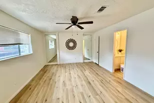 13527 Castilian Dr, Houston, TX 77015 - Photo 4