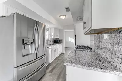 8446 Cabot Street, Houston, TX 77078 - Photo 18