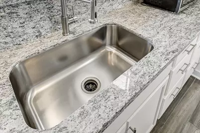 8446 Cabot Street, Houston, TX 77078 - Photo 24