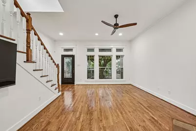 1537 Alexander Street, Houston, TX 77008 - Photo 4