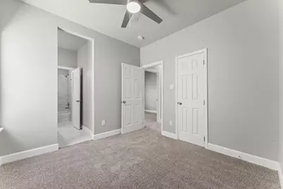 8157 Crestview Drive, Houston, TX 77028 - Photo 18