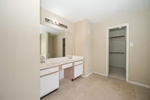 13723 Wood River Dr, Houston, TX 77085 - Photo 24