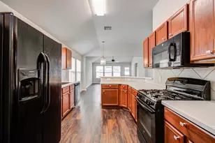 2015 Upland Plover Ct, Rosenberg, TX 77471 - Photo 16