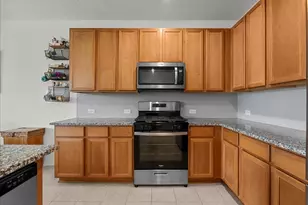 714 Allana Ln, Alvin, TX 77511 - Photo 8