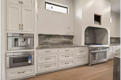 316 W 30th Street, Houston, TX 77018 - Photo 10