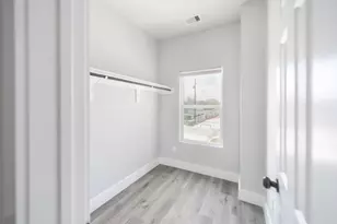 6918 Tommye St, Houston, TX 77028 - Photo 16