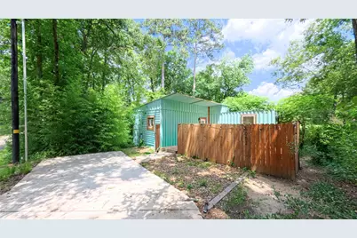 6053 Skylane Drive, Montgomery, TX 77316 - Photo 2