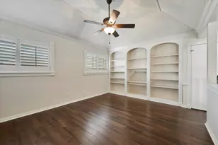 14919 Redwood Cove Ct, Houston, TX 77062 - Photo 38