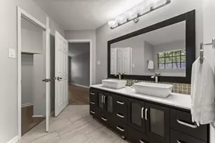 105 Eagle Rock Cir, The Woodlands, TX 77381 - Photo 26