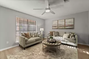 105 Eagle Rock Cir, The Woodlands, TX 77381 - Photo 6