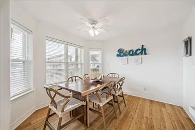 13723 Pirates Beach Boulevard, Galveston, TX 77554 - Photo 10