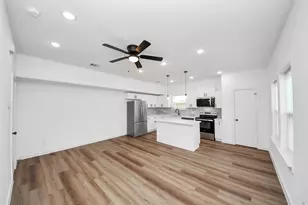 8021 Birmingham St, Houston, TX 77028 - Photo 6