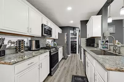 22214 Queenbury Hills Drive, Houston, TX 77073 - Photo 14