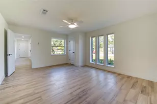 2609 Adams St, Alvin, TX 77511 - Photo 8