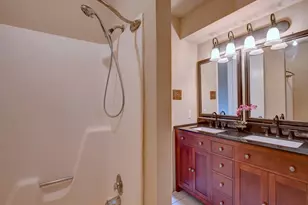 6330 Creekbend Dr, Houston, TX 77096 - Photo 18