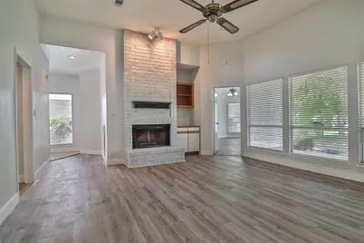 10910 Scenic Drive, Montgomery, TX 77356 - Photo 10