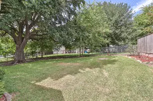 10910 Scenic Dr, Montgomery, TX 77356 - Photo 40