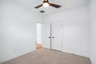 7926 Jade Crst Dr, Angleton, TX 77515 - Photo 30