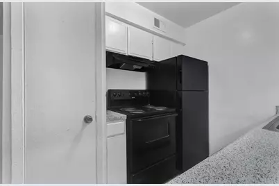 7211 Atwell Dr #27, Houston, TX 77026 - Photo 4