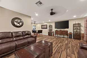 5606 Highland Rd, Santa Fe, TX 77517 - Photo 6