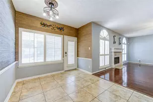 19722 Creekshore Dr, Katy, TX 77449 - Photo 16
