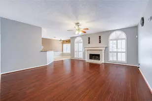 19722 Creekshore Dr, Katy, TX 77449 - Photo 8
