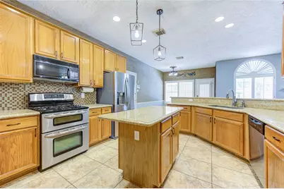 19722 Creekshore Drive, Katy, TX 77449 - Photo 10