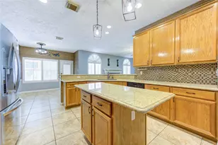 19722 Creekshore Dr, Katy, TX 77449 - Photo 14