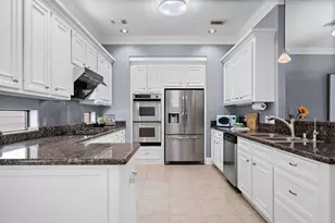 1962 Indiana St, Houston, TX 77019 - Photo 22