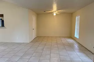 6214 Nowlin Dr, Baytown, TX 77521 - Photo 4