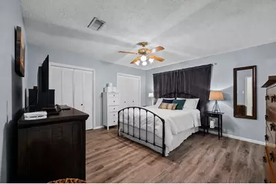 16119 La Avenida Drive, Houston, TX 77062 - Photo 16