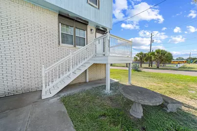 2503 57th Street, Galveston, TX 77551 - Photo 4