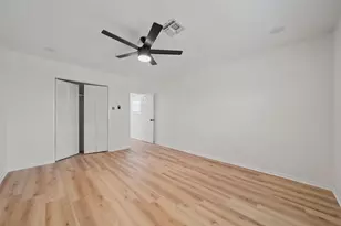 2503 57th St, Galveston, TX 77551 - Photo 36