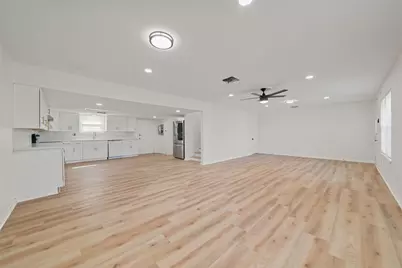 2503 57th Street, Galveston, TX 77551 - Photo 14