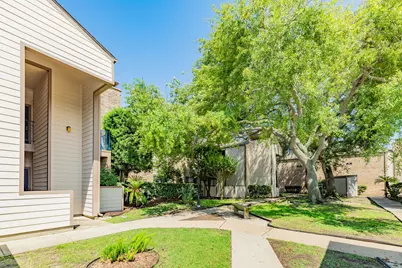 7098 N Holiday Drive, Galveston, TX 77550 - Photo 2