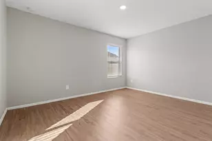 21826 Hickory Spgs Ct, New Caney, TX 77357 - Photo 10