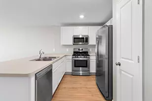 21826 Hickory Spgs Ct, New Caney, TX 77357 - Photo 6
