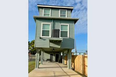 2811 Sealy, Galveston, TX 77550 - Photo 20